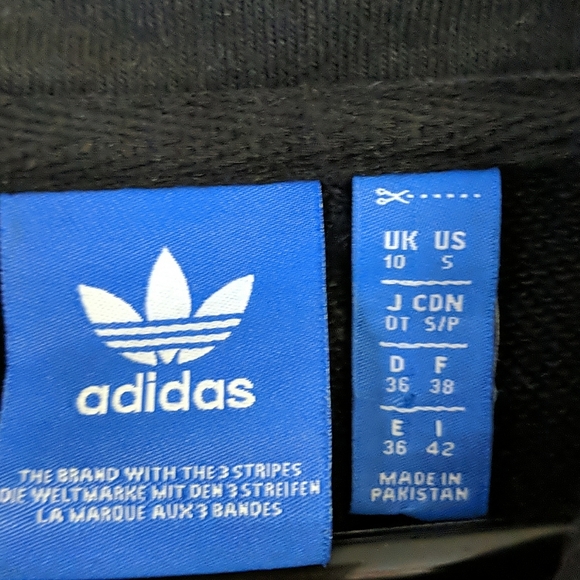 Adidas | Cropped Pullover Hoodie - Picture 4 of 4